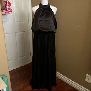 Elegant Black Halter Maxi Dress
